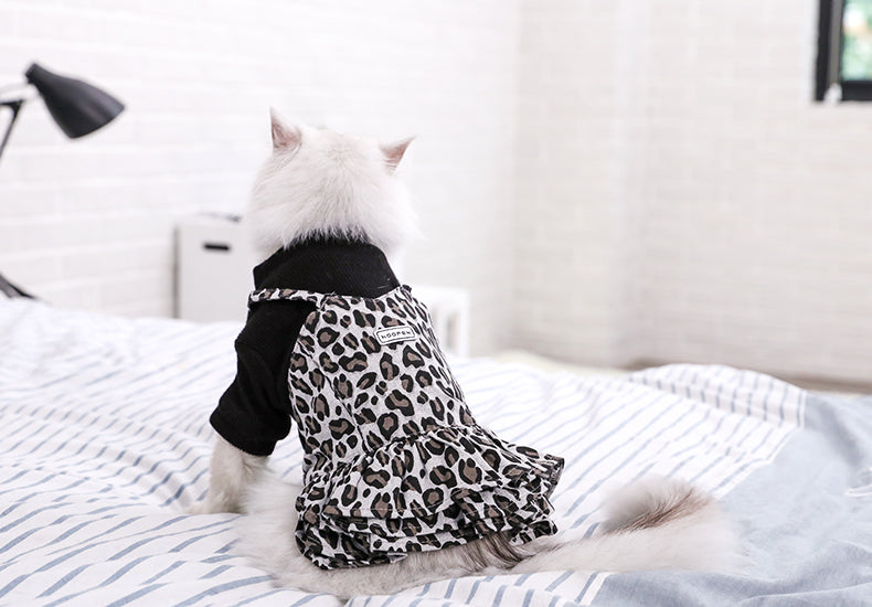 New Small Pet Dog Clothes Cat Dress with High Quality